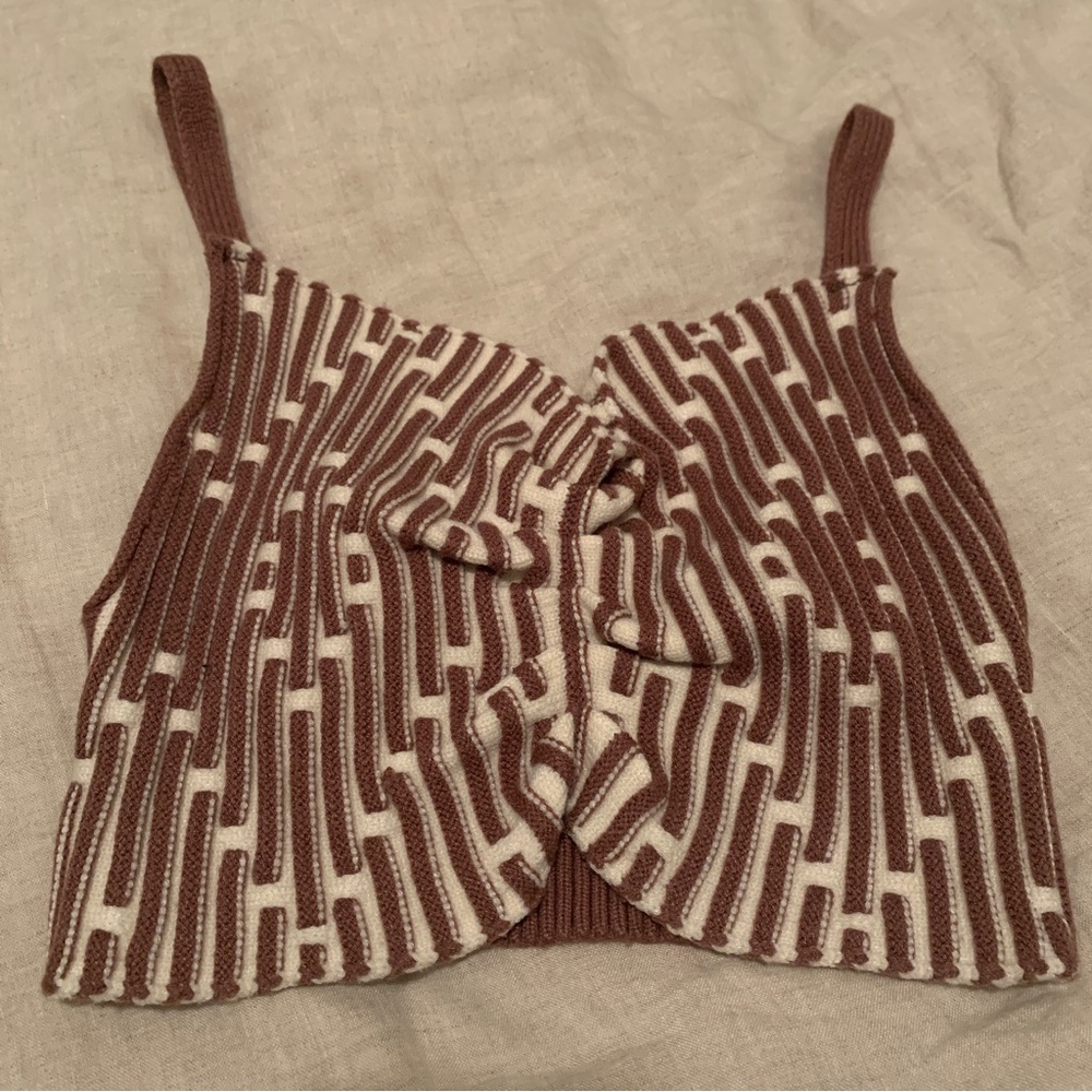Ruched knit cropped spaghetti strap sweater top - medium